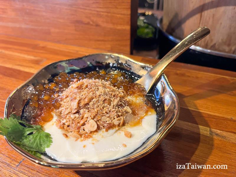 礁溪白水豆花：日式風格排隊美食，傳統豆花的時尚變身