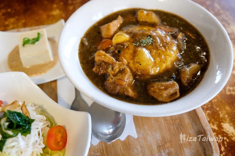 書店喫茶  一二三亭（ヒフミテイ）：穿越百年的哈瑪星日式木屋咖啡館