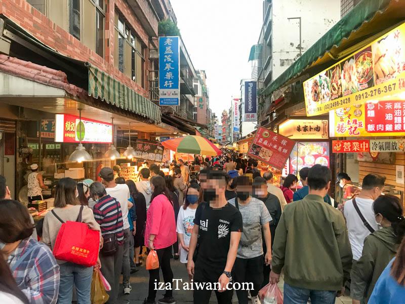 金山老街：穿梭百年歷史，品嚐在地美食