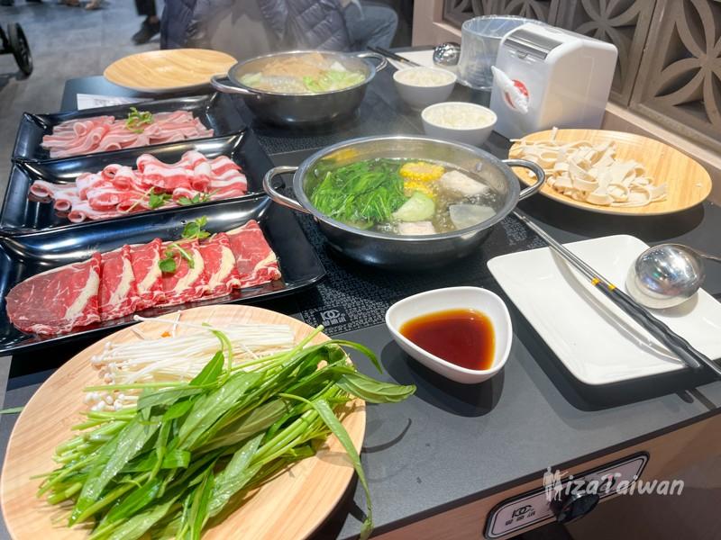 Luzhou Carrefour Laotzukuo Plus: Affordable Hot Pot with All-You-Can-Eat Bar