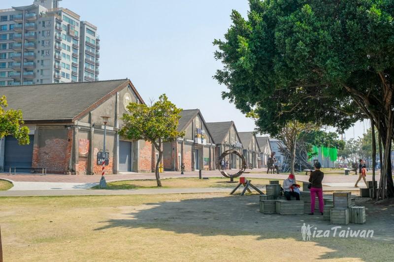 駁二藝術特區：高雄港都的創意文創與歷史再生