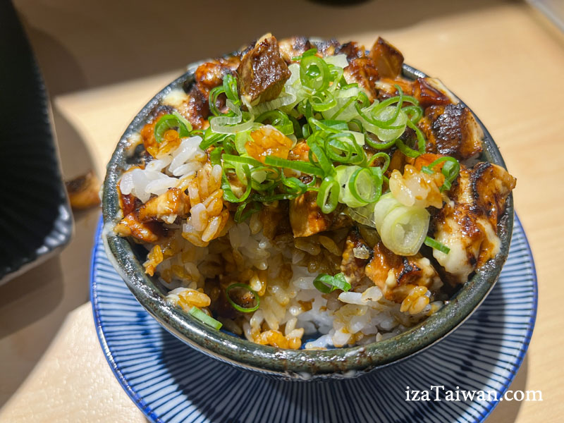 坂道拉麵炙燒叉燒飯