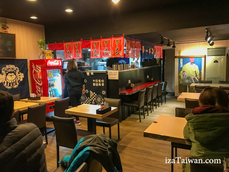 麵屋龍店內裝飾